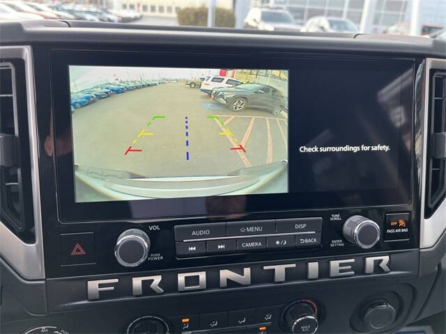 2025 Nissan Frontier SV