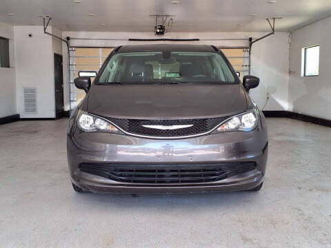 2017 Chrysler Pacifica Touring