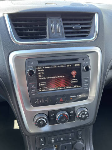 2016 GMC Acadia SLE-2