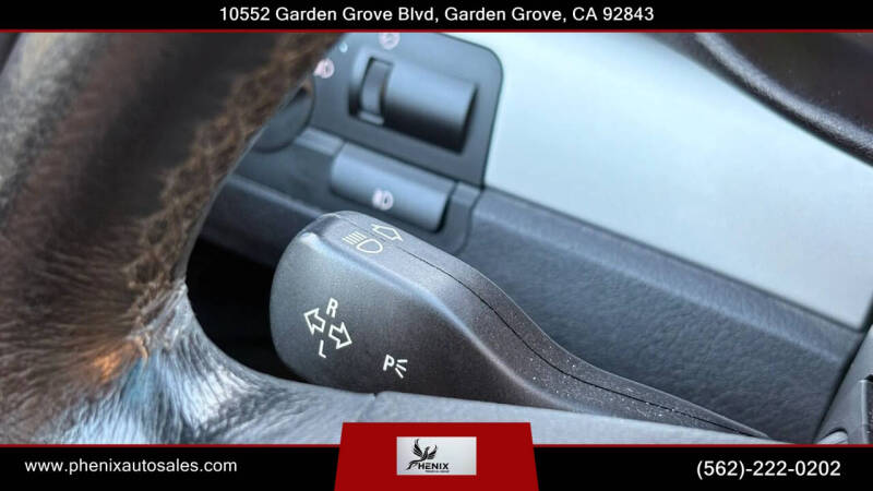 2003 BMW 3 Series 325i