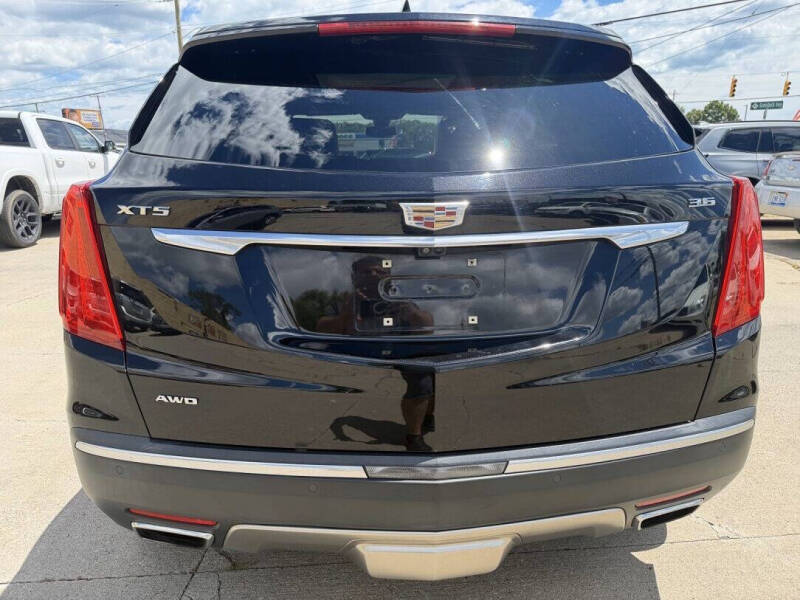 2017 Cadillac XT5 Platinum