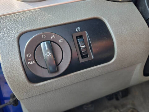 2005 Ford Mustang GT Deluxe