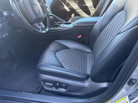 2022 Toyota Camry SE