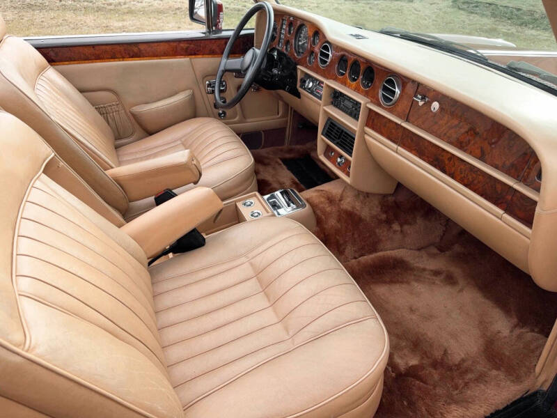 1985 Rolls-Royce Corniche