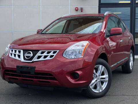 2013 Nissan Rogue for sale at MAGIC AUTO SALES in Little Ferry NJ
