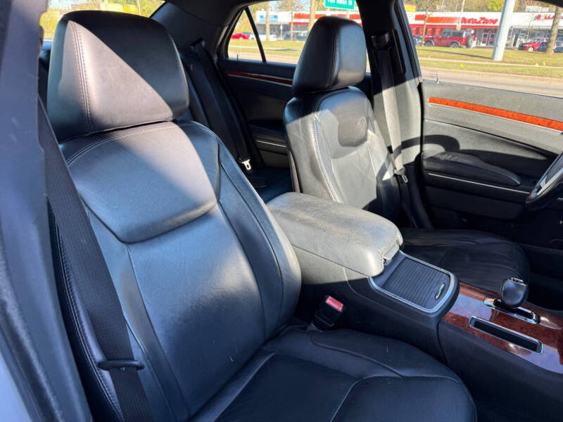 2012 Chrysler 300 Limited