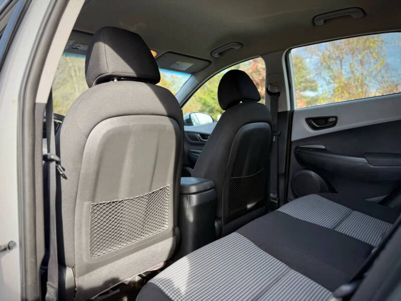 2021 Hyundai Kona SE