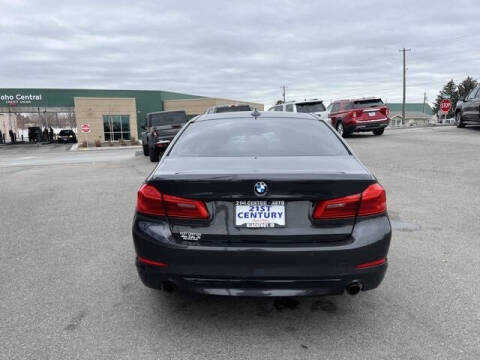 2018 BMW 5 Series 530i