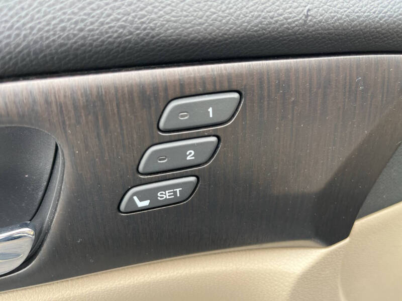 2013 Honda Accord EX-L V6 w/Navi