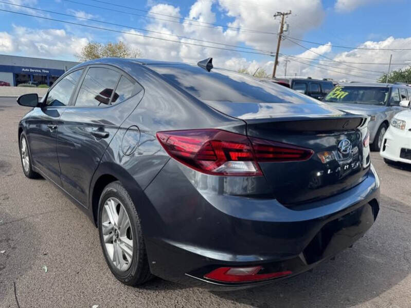 2020 Hyundai Elantra