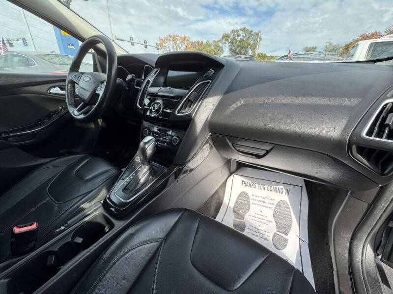 2017 Ford Focus Titanium