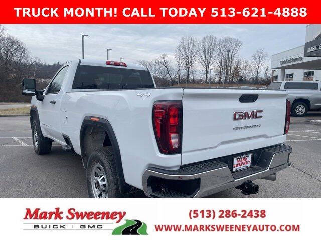 2025 GMC Sierra 2500HD Pro