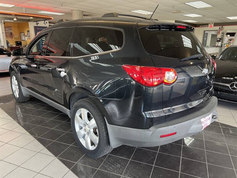 2012 Chevrolet Traverse LT