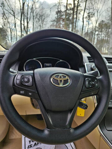 2016 Toyota Camry LE