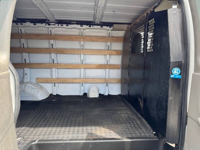 2023 Chevrolet Express 2500