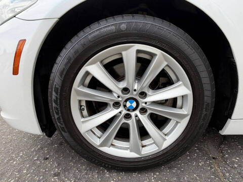 2016 BMW 5 Series 528i