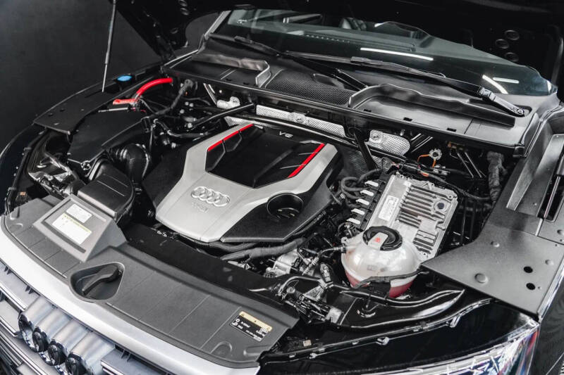 2018 Audi SQ5 3.0T quattro Premium Plus