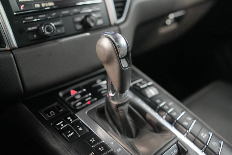 2016 Porsche Macan S