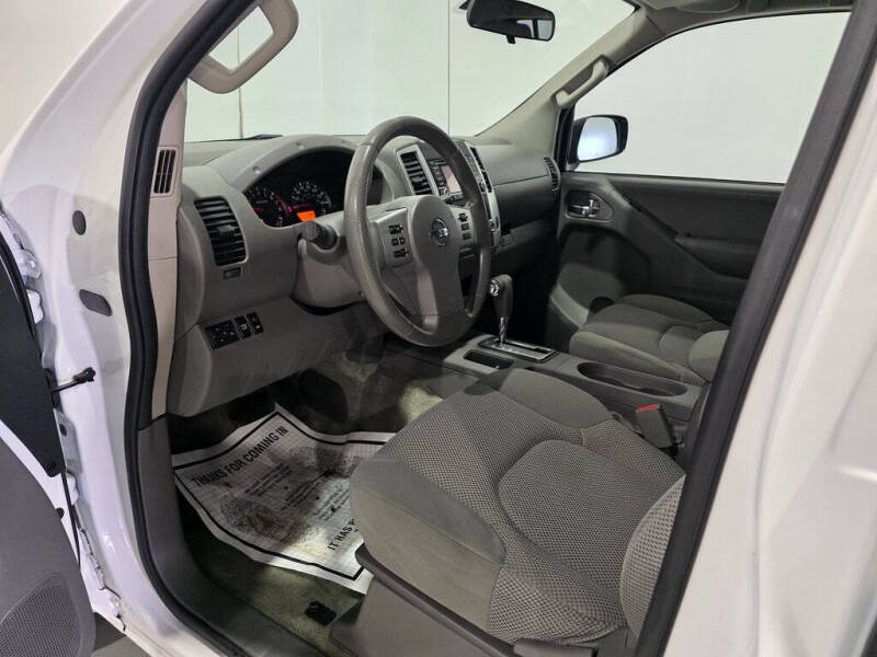 2016 Nissan Frontier SV