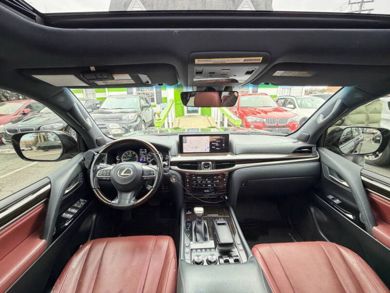 2020 Lexus LX 570 Three-Row