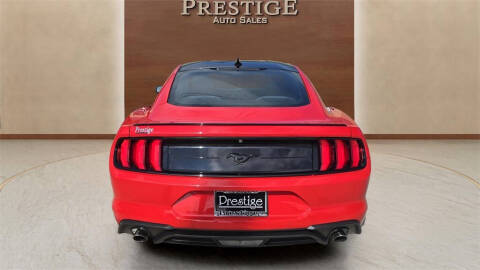 2021 Ford Mustang EcoBoost