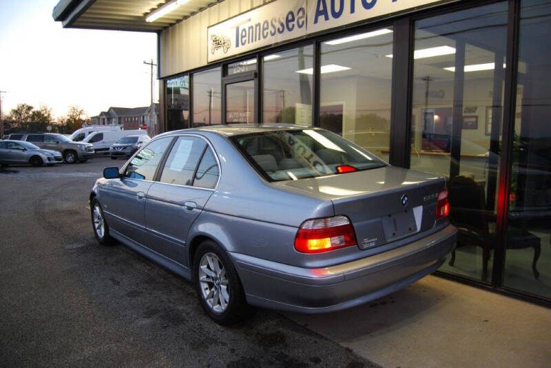 2003 BMW 5 Series 525i