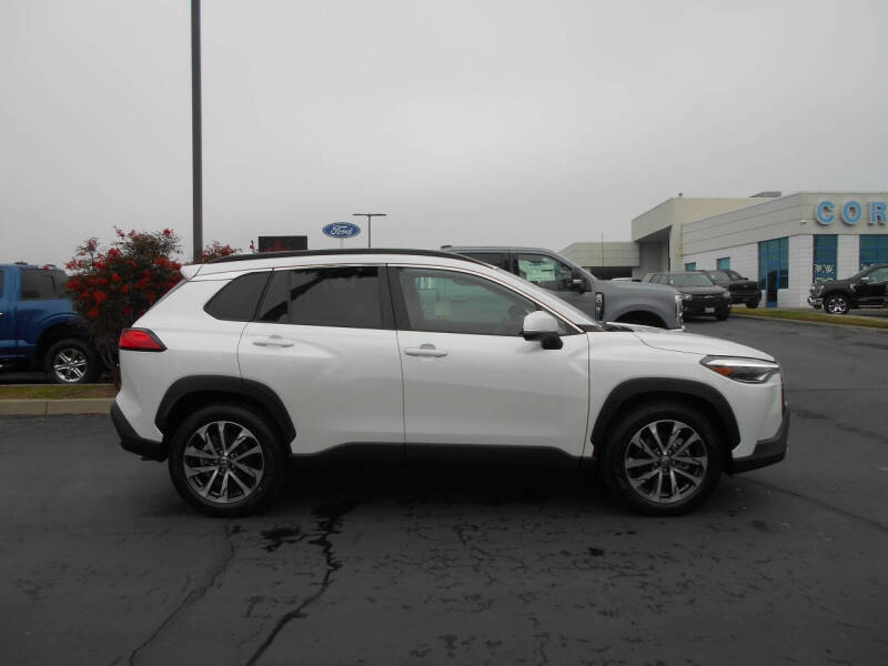 2023 Toyota Corolla Cross XLE