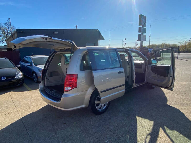 2014 Dodge Grand Caravan American Value Package