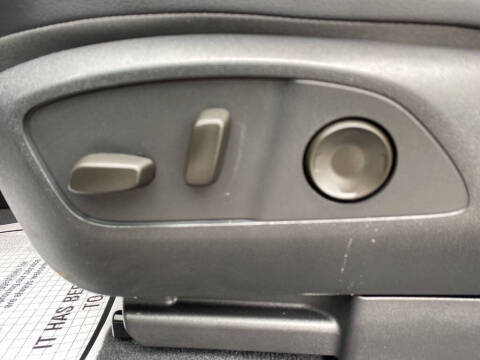 2025 Chevrolet Silverado EV LT