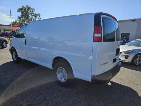2017 Chevrolet Express 2500