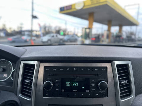 2009 Jeep Grand Cherokee Laredo