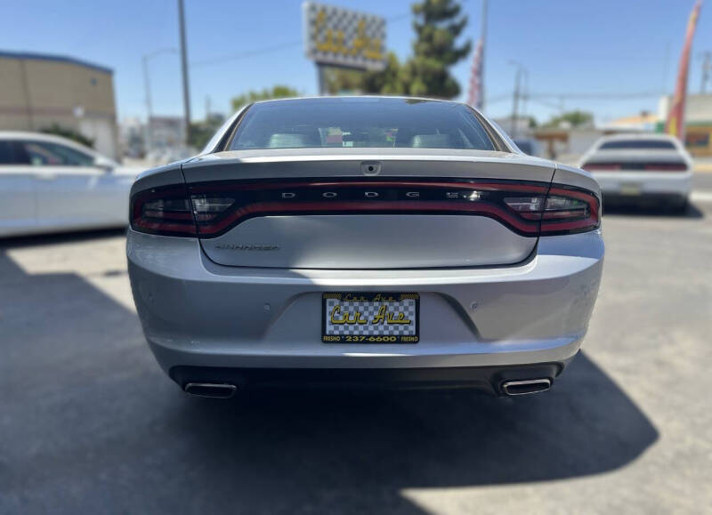 2019 Dodge Charger SXT