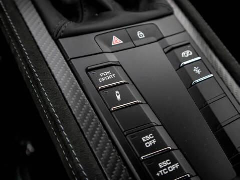 2024 Porsche 718 Cayman GT4 RS