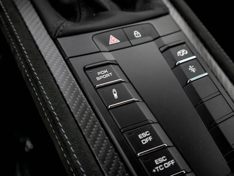 2024 Porsche 718 Cayman GT4 RS