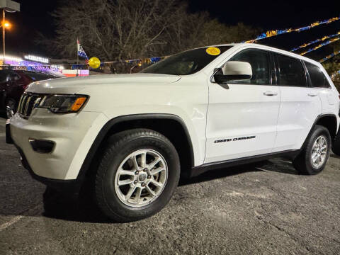 2020 Jeep Grand Cherokee Laredo