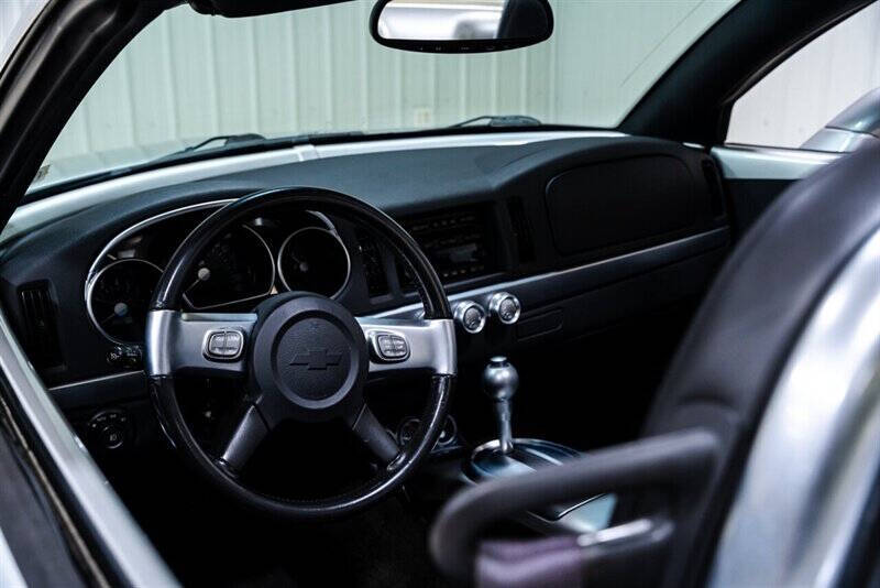 2004 Chevrolet SSR LS