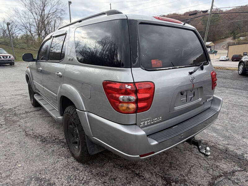 2002 Toyota Sequoia SR5