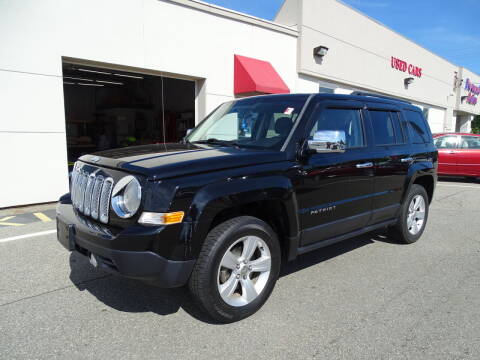 2015 Jeep Patriot for sale at KING RICHARDS AUTO CENTER in East Providence RI