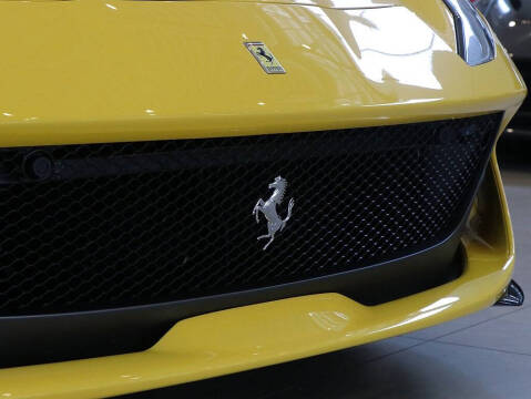 2021 Ferrari 812 GTS