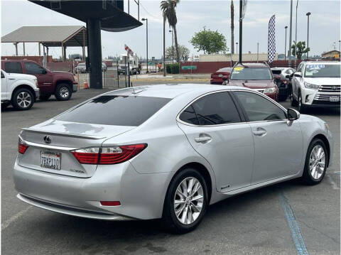 2013 Lexus ES 300h