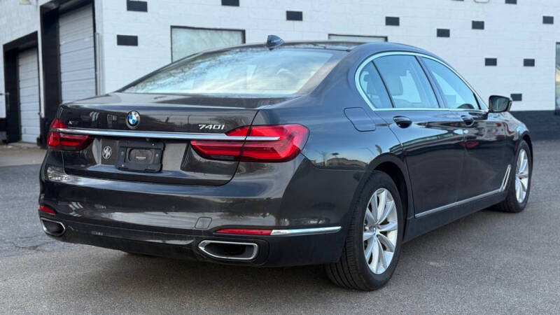 2017 BMW 7 Series 740i xDrive