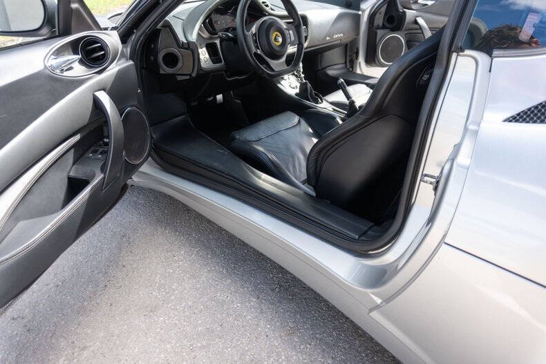 2011 Lotus Evora