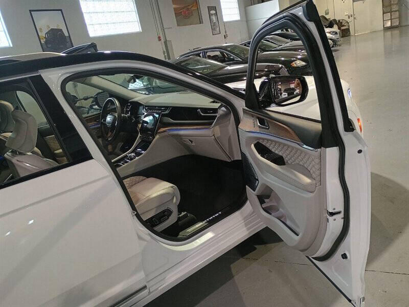 2022 Jeep Grand Cherokee Summit 4xe