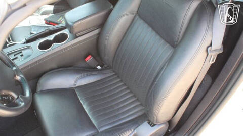 2005 Ford Thunderbird
