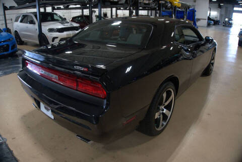 2014 Dodge Challenger SRT8