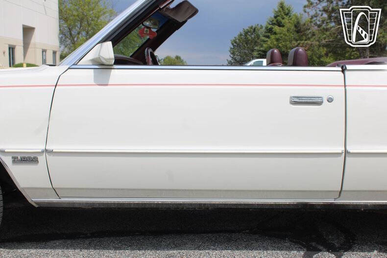 1986 Dodge 600 ES Turbo