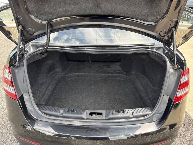 2018 Ford Taurus SE