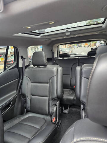 2017 GMC Acadia SLT-1