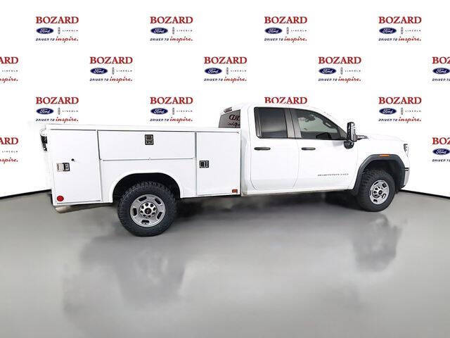 2024 GMC Sierra 2500HD Pro