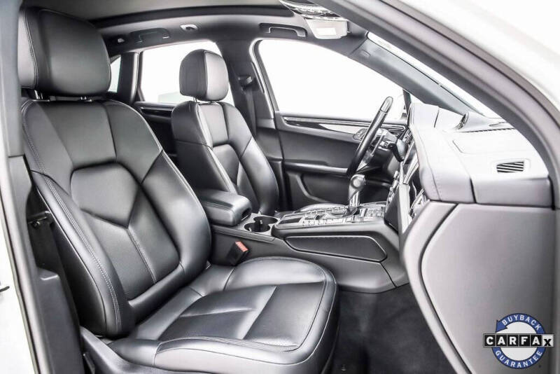 2021 Porsche Macan S